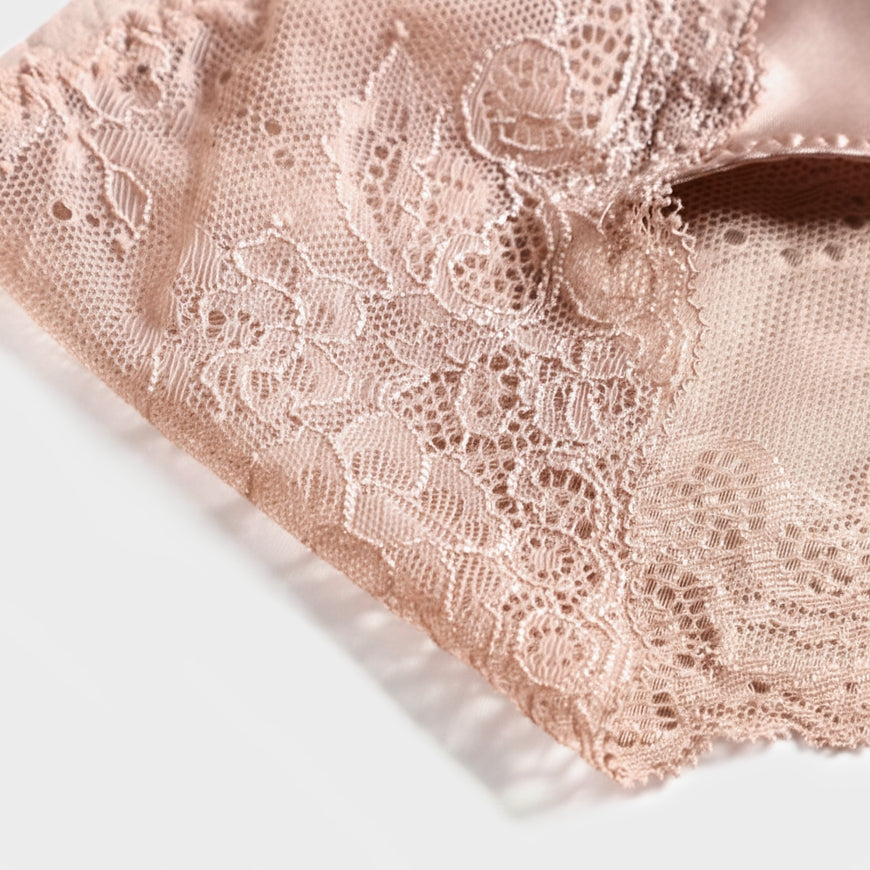 Seiden-Panties mit Spitze aus 100% Seide