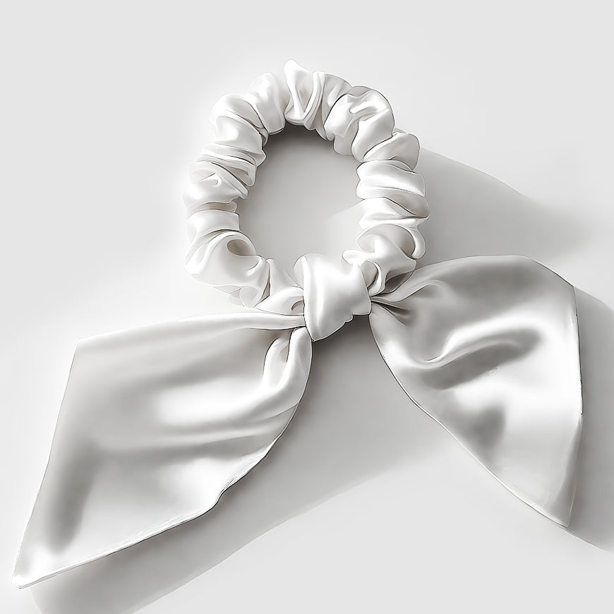 Seiden Scrunchie mit Schleife